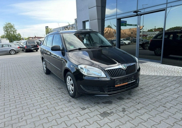 Skoda Fabia cena 19900 przebieg: 199000, rok produkcji 2011 z Kórnik małe 106